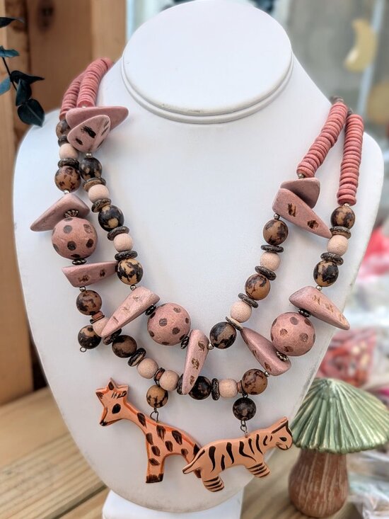 Vintage Jewelry - Vintage 1990's Chunky "safari" themed wood bead necklace, hand painted